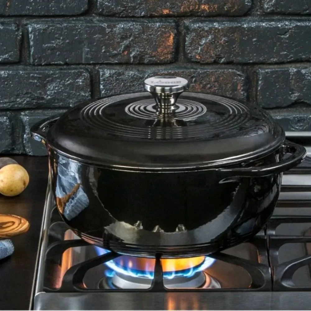 Lodge Cast Iron 6 Quart Enamel Dutch Oven- Midnight Chrome